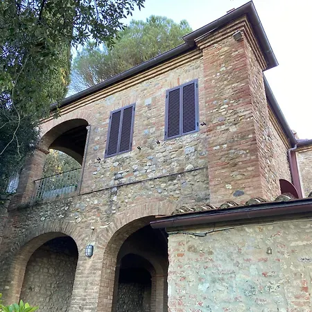 Ξενοδοχείο με διαμερίσματα Casaletolfe 2*