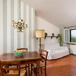 Casaletolfe Aparthotel 2*