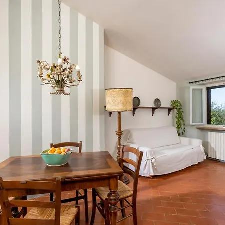 Casaletolfe Aparthotel 2*