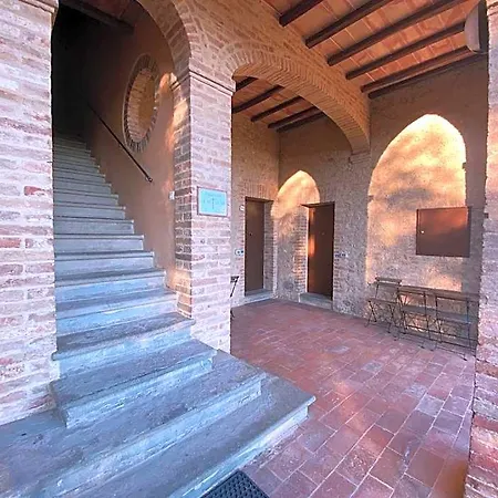 Casaletolfe شقة فندقية 2*